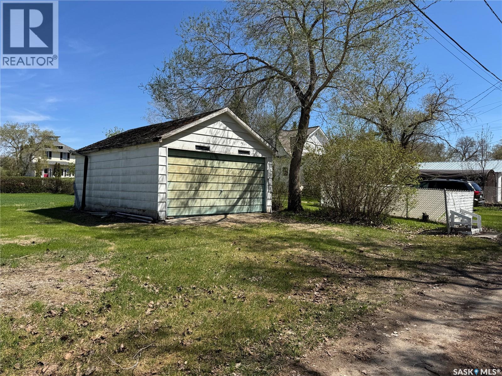 210 2Nd Street W, Wynyard, SK - Outdoor