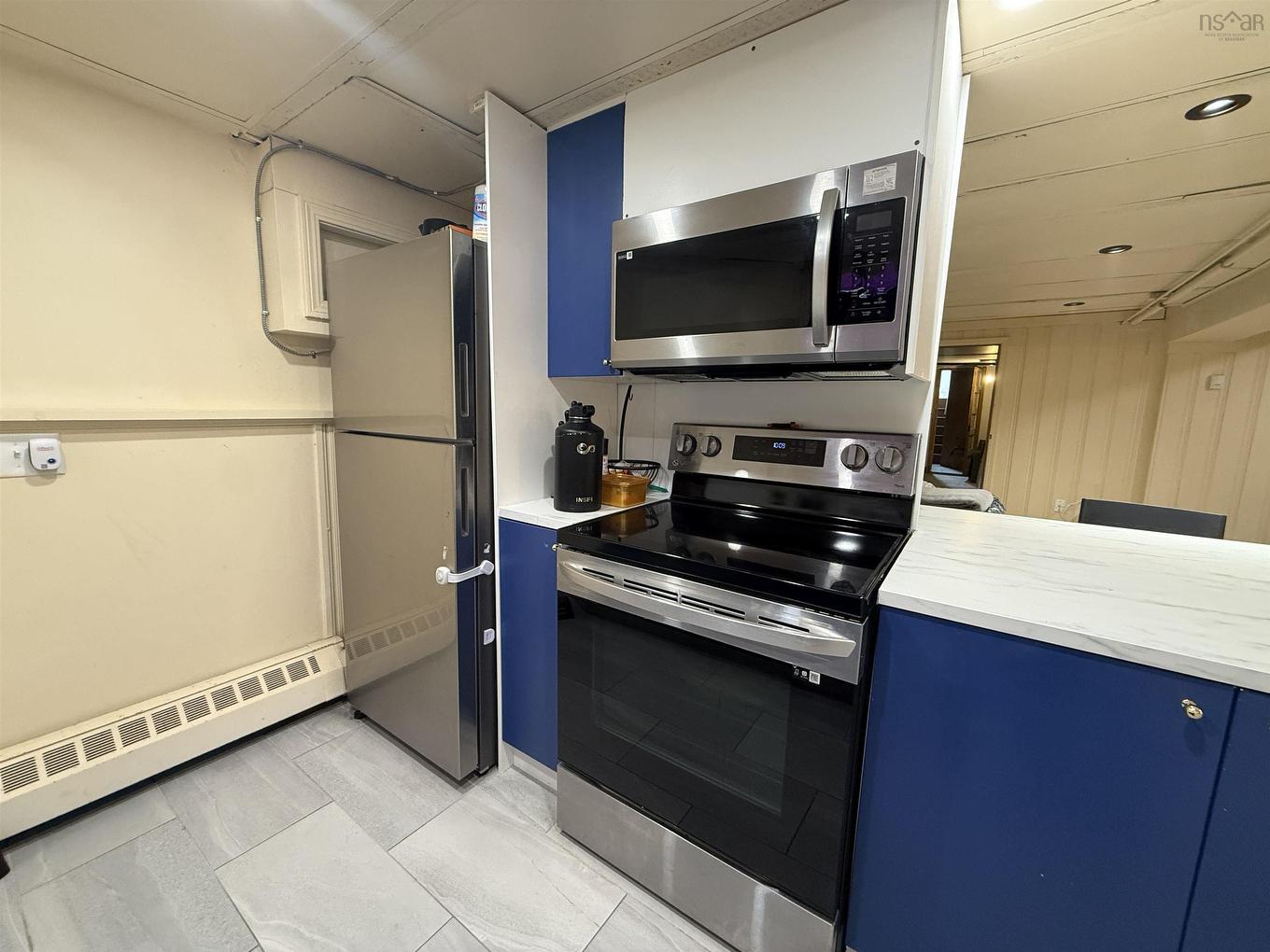 2181-2185 Harvard Street, Halifax, NS - Indoor Photo Showing Kitchen