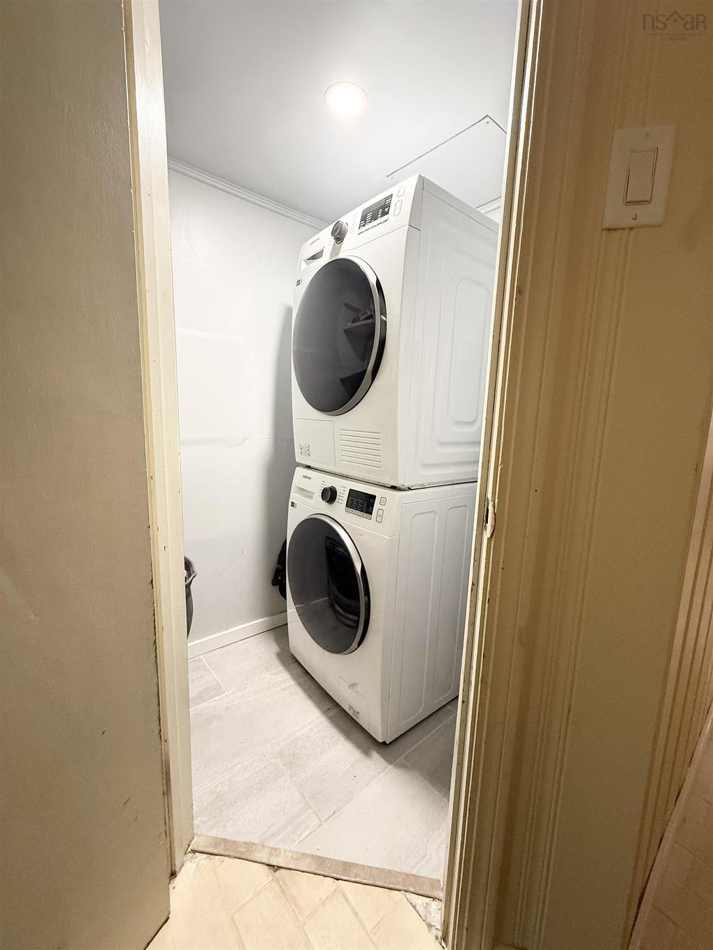 2181-2185 Harvard Street, Halifax, NS - Indoor Photo Showing Laundry Room