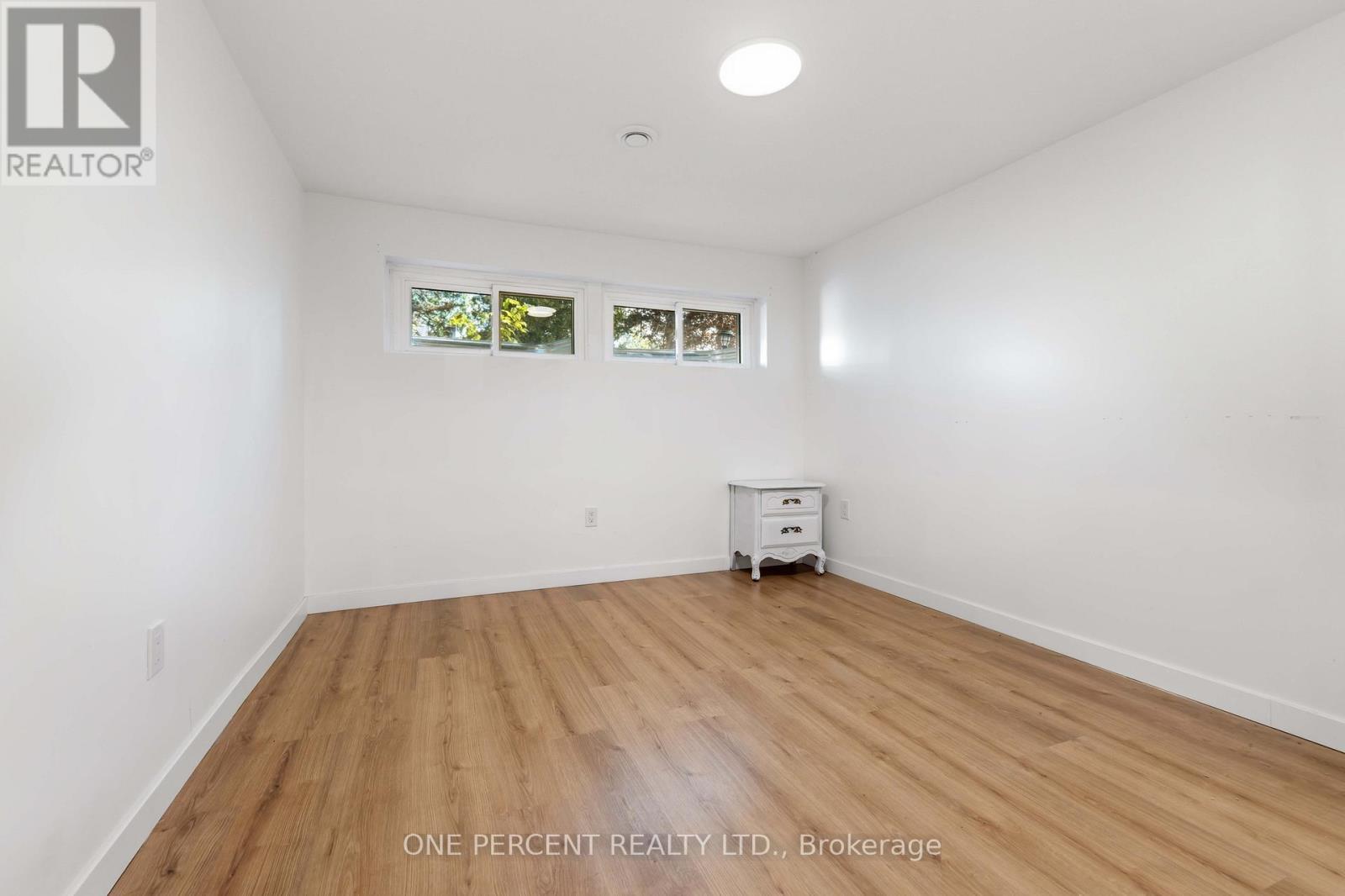 933 Kincaid Court, Ottawa, ON - Indoor Photo Showing Other Room