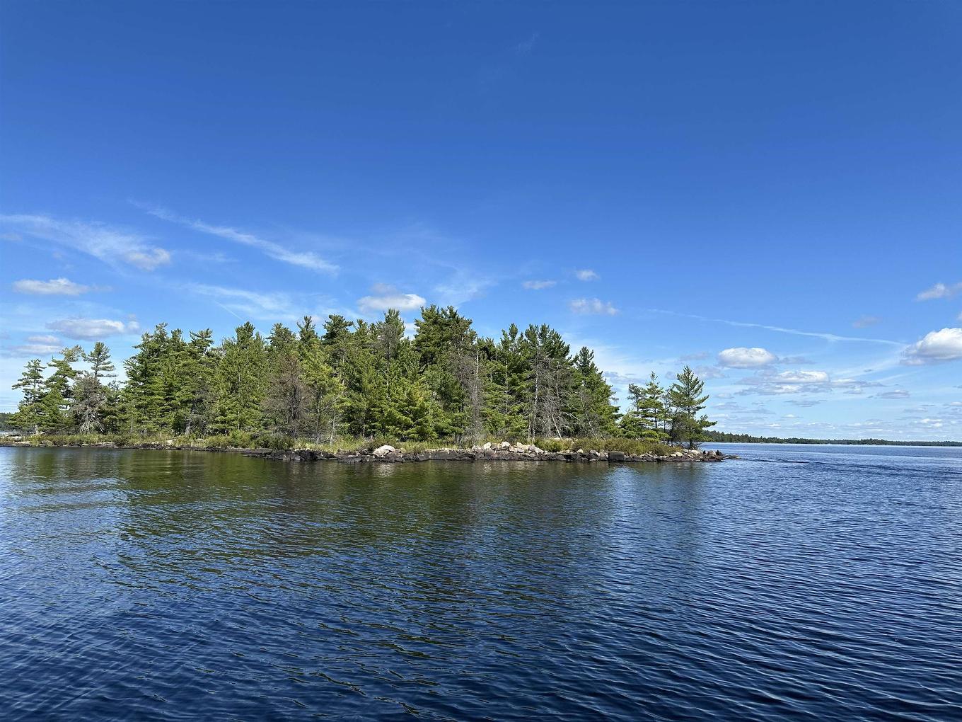 G-1688 Rainy Lake, Fort Frances, ON