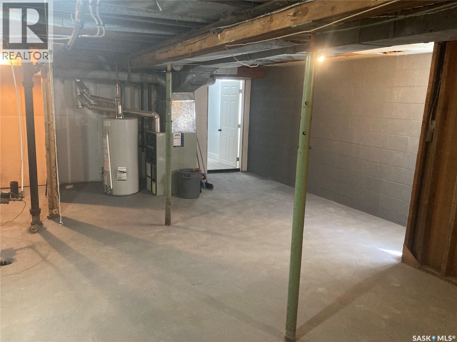 349 X Avenue S, Saskatoon, SK - Indoor Photo Showing Basement