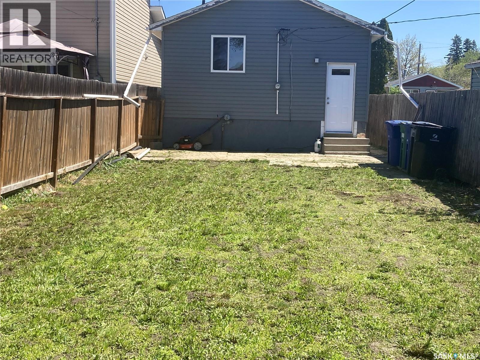 349 X Avenue S, Saskatoon, SK - Outdoor