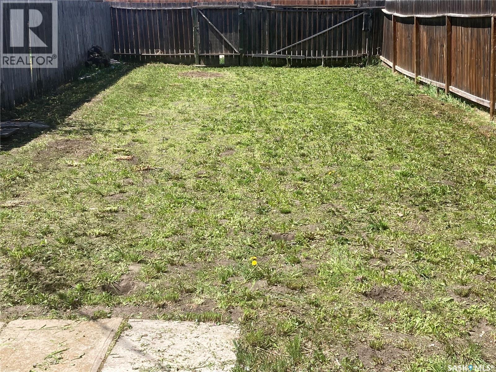 349 X Avenue S, Saskatoon, SK - Outdoor