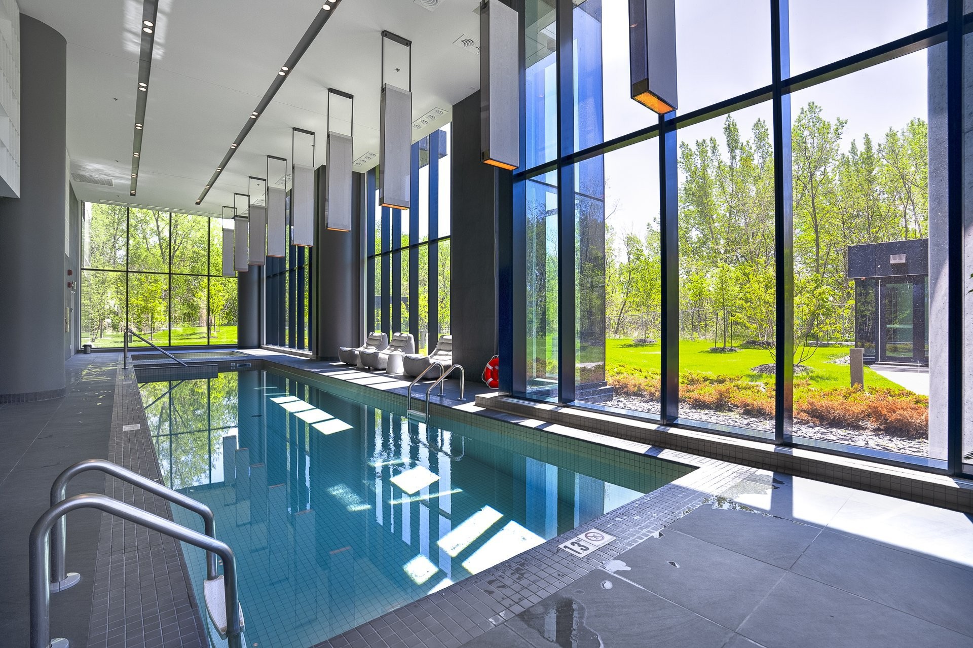 Pool - 1005-1000 Rue André-Prévost, Montréal (Verdun/Île-Des-Soeurs), QC - Indoor Photo Showing Other Room