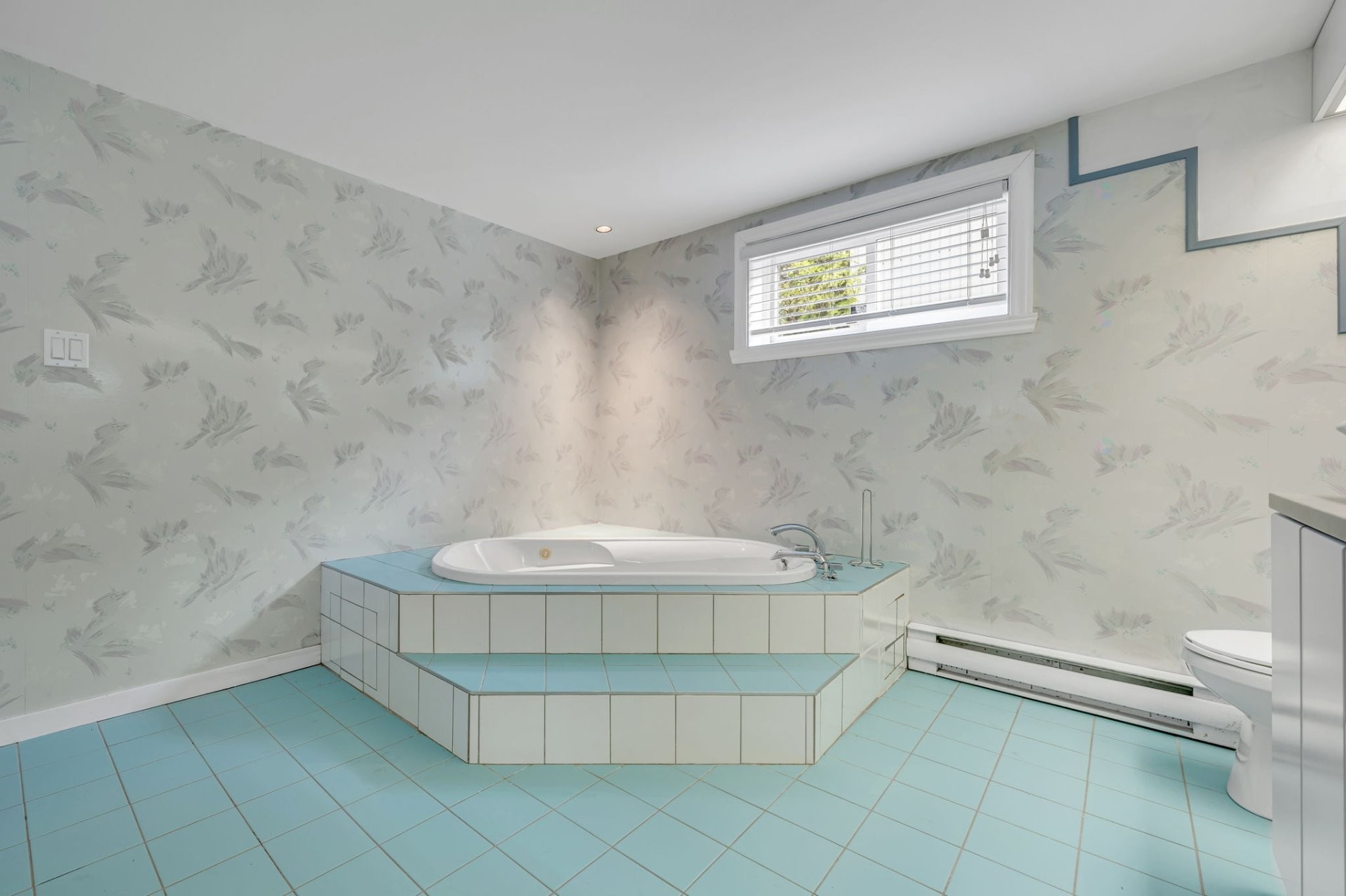 Salle de bains - 236 Rue Du Plateau, Lévis (Les Chutes-De-La-Chaudière-Ouest), QC - Indoor Photo Showing Bathroom