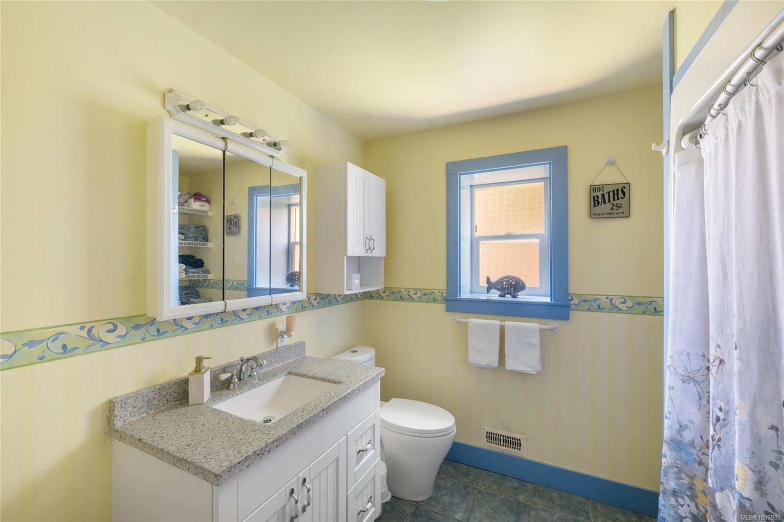921 Marchmont Rd, Duncan, BC