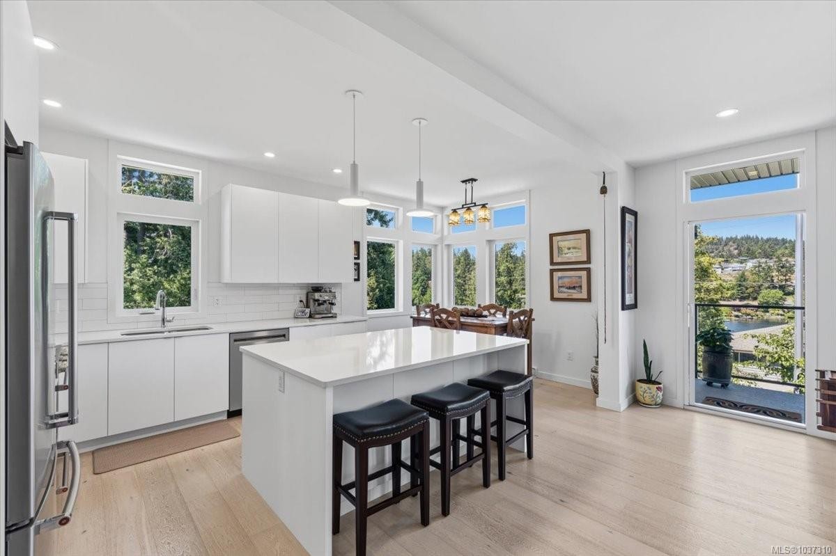 3096 107Th St, Nanaimo, BC