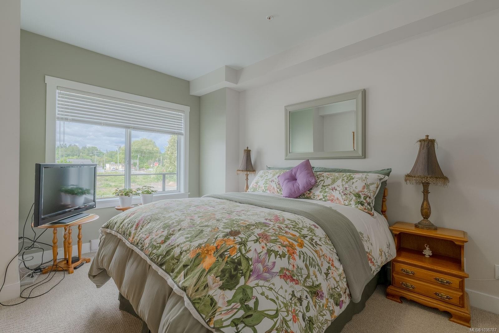 #206-5822 Garden St, Duncan, BC - Indoor Photo Showing Bedroom