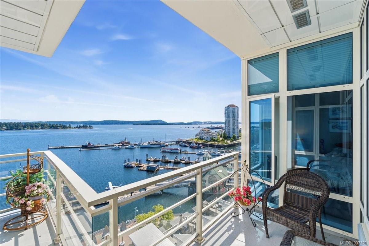 #711-38 Front St, Nanaimo, BC - Outdoor With Body Of Water With View With Exterior