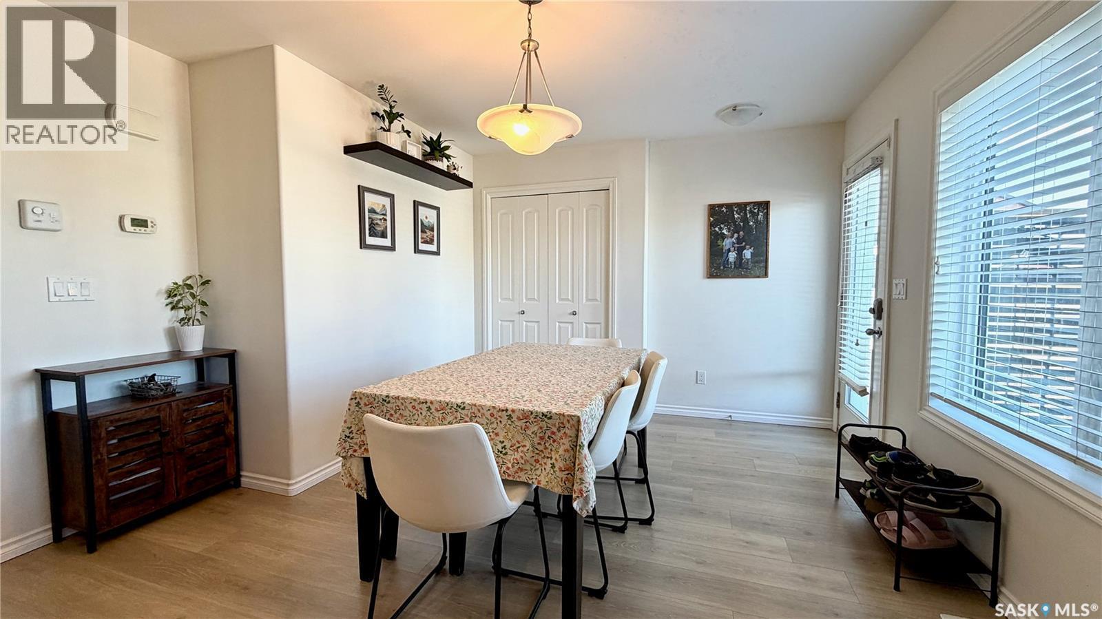 230 Veltkamp Lane, Saskatoon, SK - Indoor Photo Showing Dining Room
