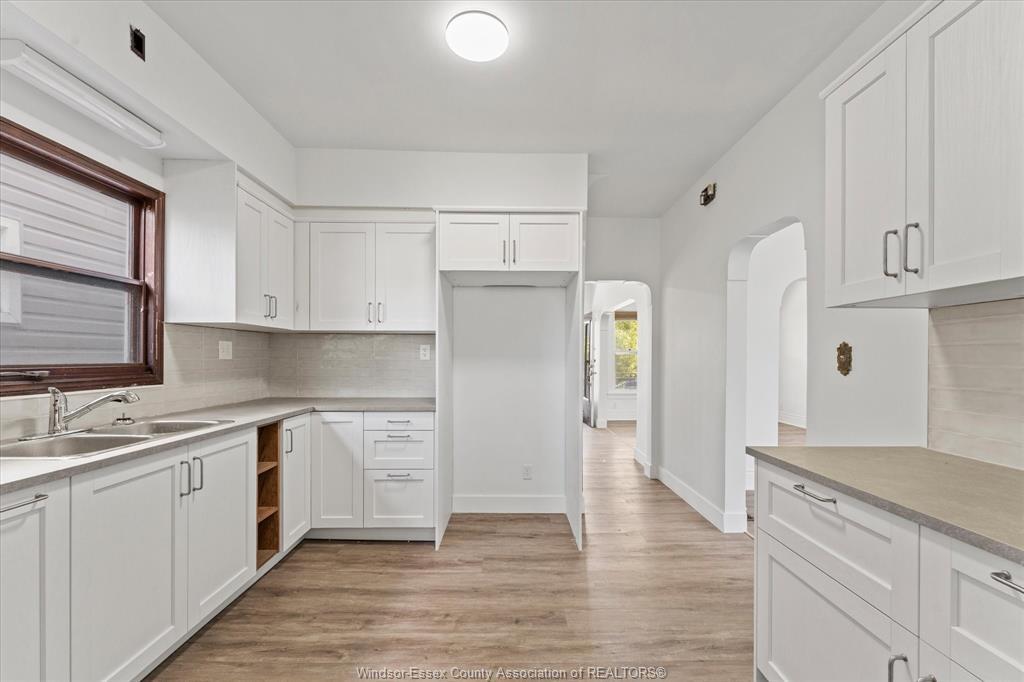 855 Hall Avenue, Windsor, ON