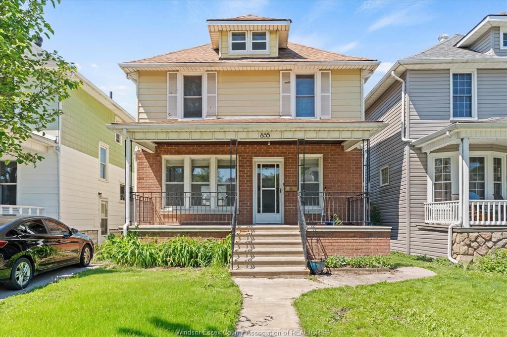 855 Hall Avenue, Windsor, ON
