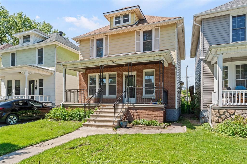 855 Hall Avenue, Windsor, ON