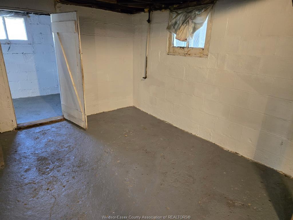 855 Hall Avenue, Windsor, ON