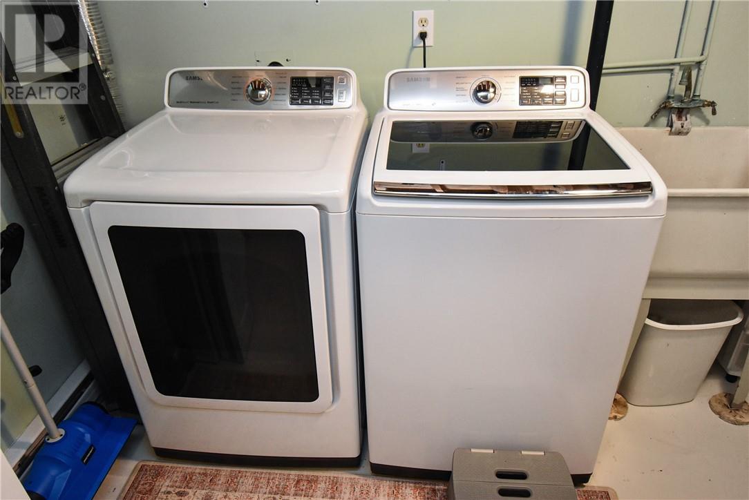 675 William Ave. Unit# 34, Sudbury, ON - Indoor Photo Showing Laundry Room