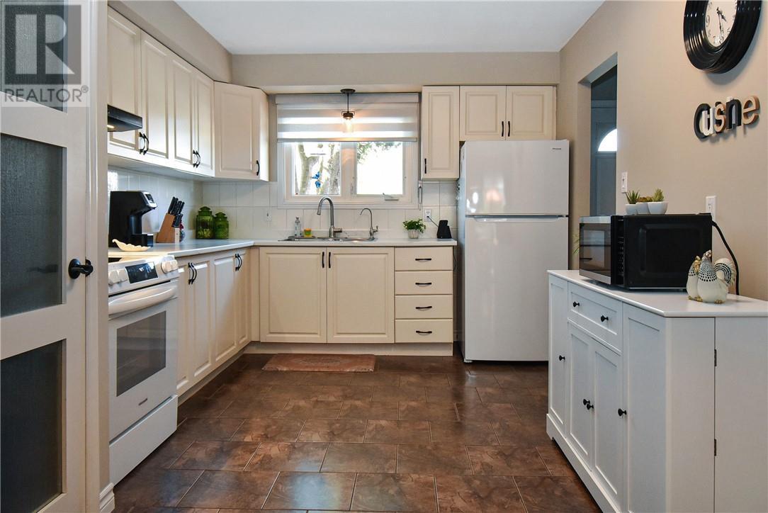 675 William Ave. Unit# 34, Sudbury, ON - Indoor Photo Showing Kitchen