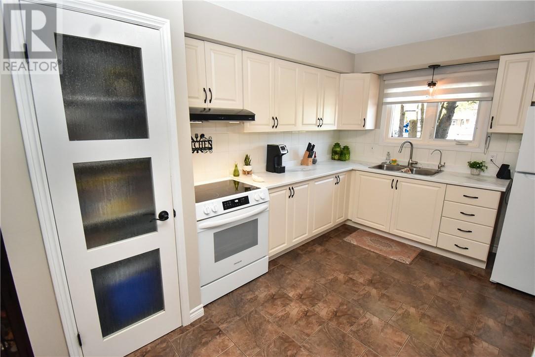 675 William Ave. Unit# 34, Sudbury, ON - Indoor Photo Showing Kitchen With Double Sink