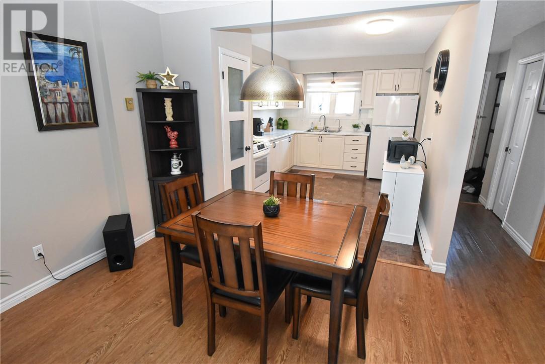 675 William Ave. Unit# 34, Sudbury, ON - Indoor Photo Showing Dining Room