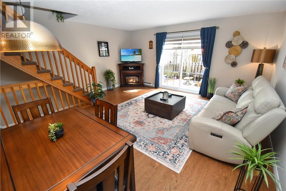 675 William Ave. Unit# 34, Sudbury, ON - Indoor Photo Showing Living Room