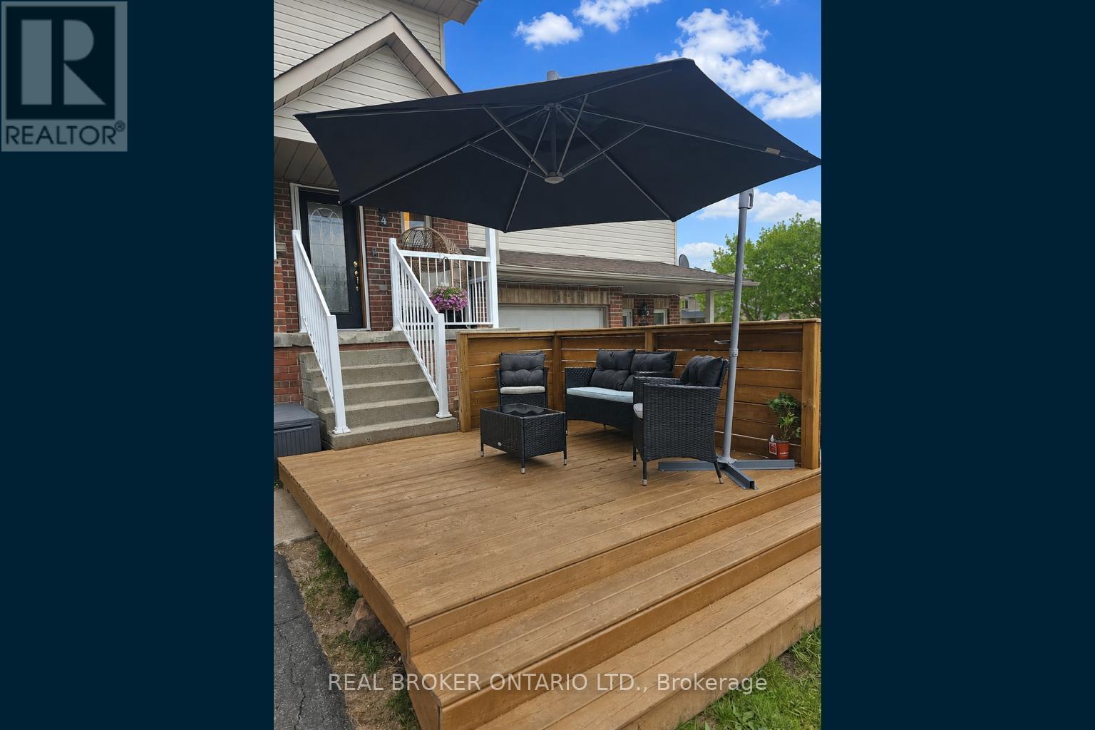 4 Parkside Crescent, Essa, ON - Outdoor With Deck Patio Veranda With Exterior
