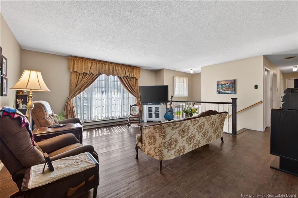 20 Adams Ave, Miramichi, NB