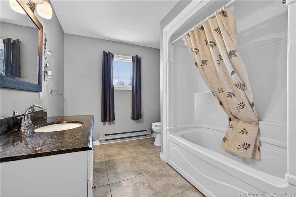 20 Adams Ave, Miramichi, NB