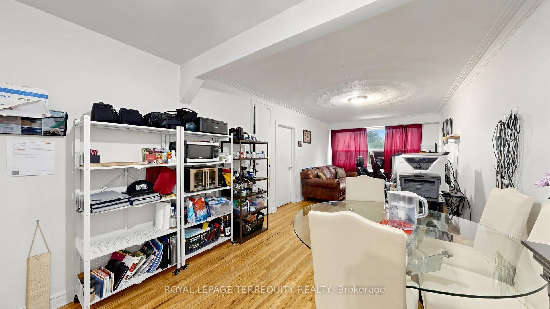 321 Lakeshore Road E, Mississauga, ON