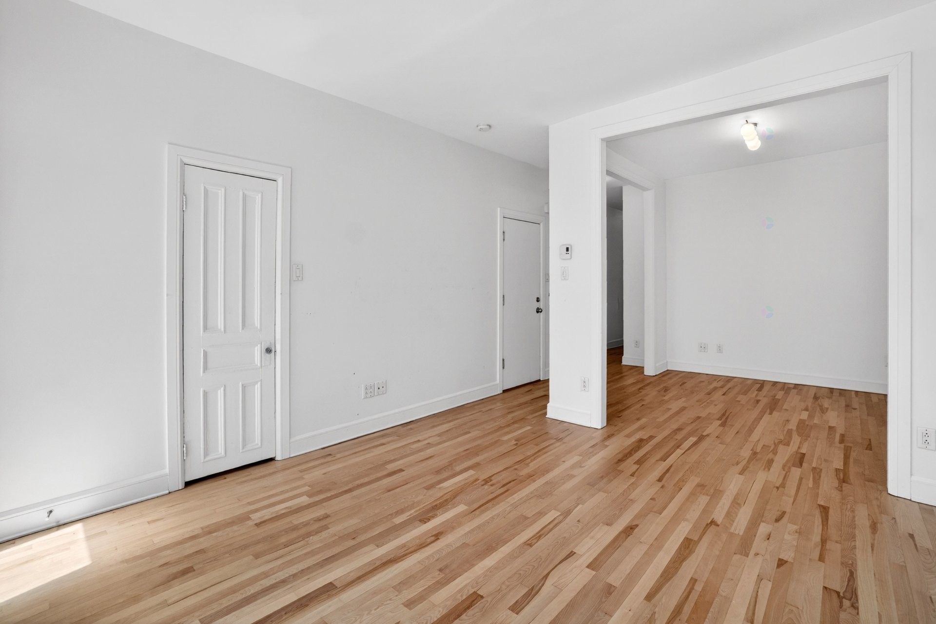 Living Room - 5063 Rue Garnier, Montréal (Le Plateau-Mont-Royal), QC - Indoor Photo Showing Other Room