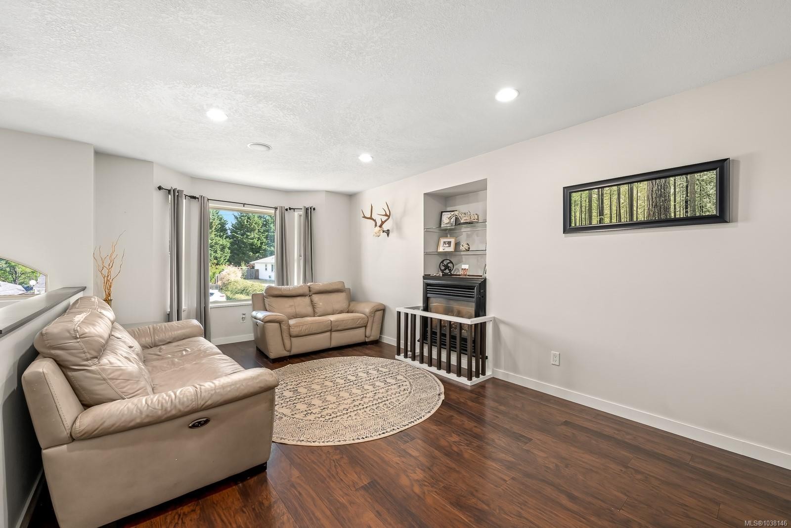 809 Willowcrest Rd, Campbell River, BC