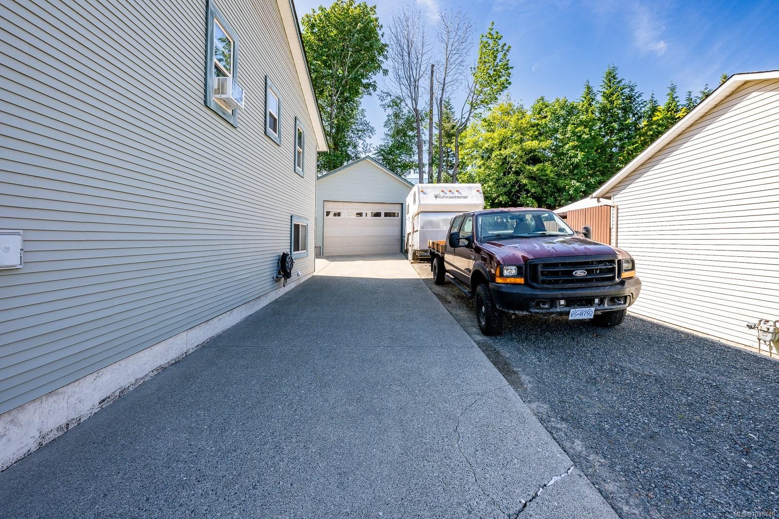 809 Willowcrest Rd, Campbell River, BC