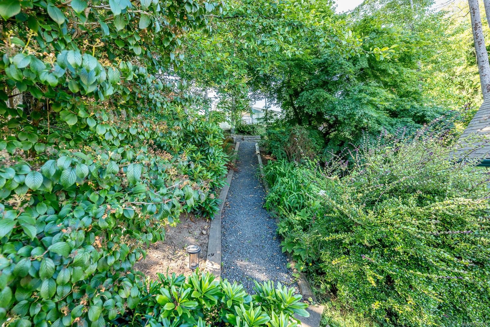 809 Willowcrest Rd, Campbell River, BC