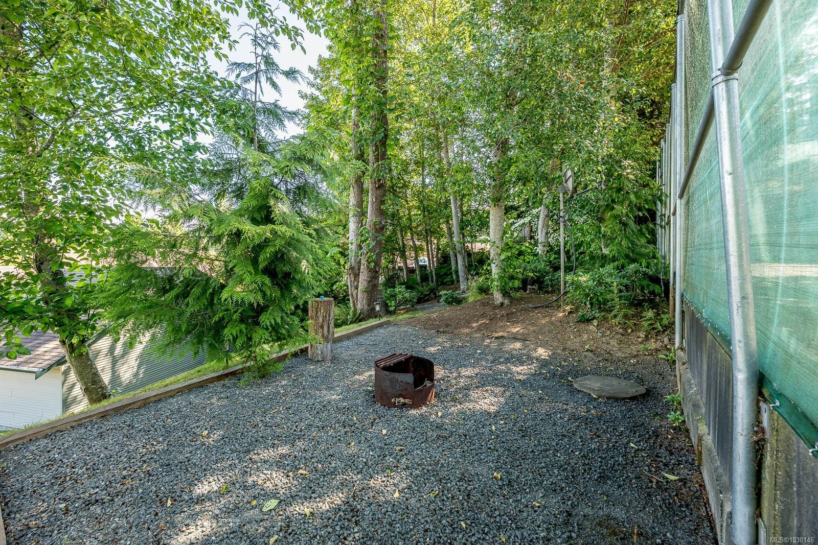 809 Willowcrest Rd, Campbell River, BC