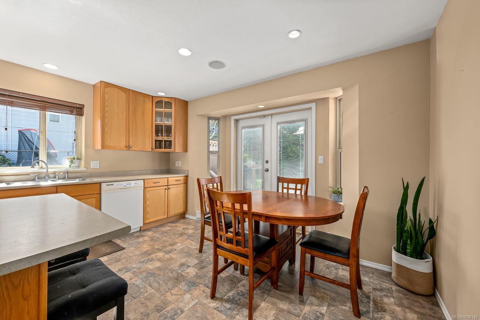 809 Willowcrest Rd, Campbell River, BC