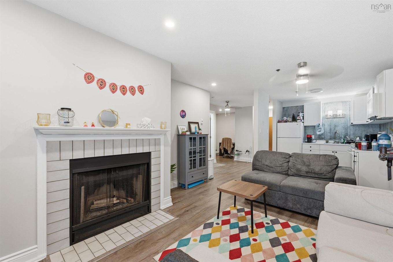 422 3700 John Parr Drive, Halifax, NS
