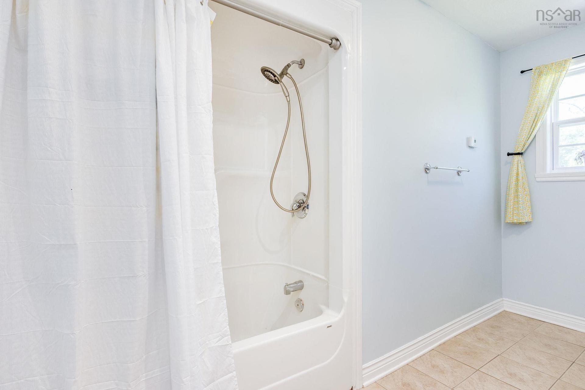 9039 10 Highway, Nictaux, NS