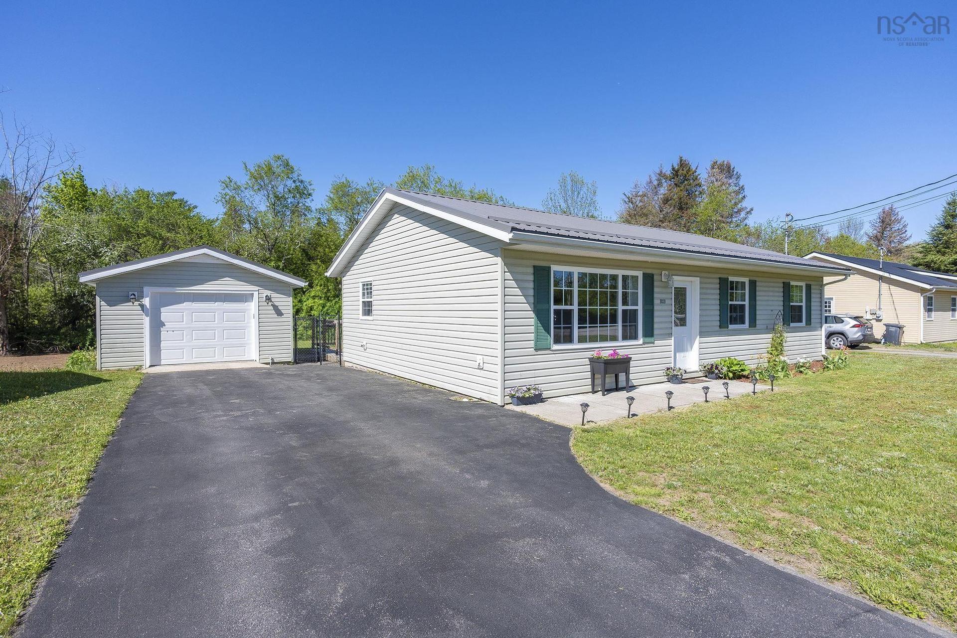 9039 10 Highway, Nictaux, NS
