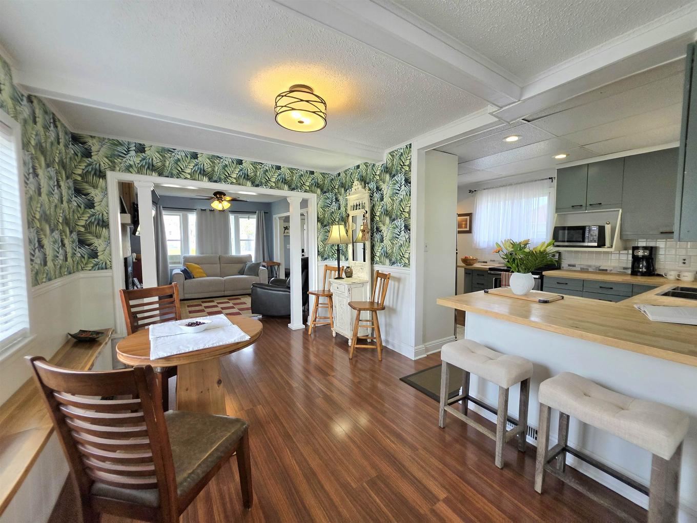 401 Third Street South, Kenora, ON