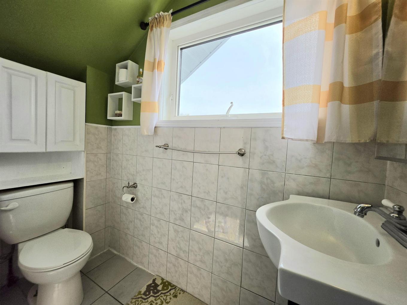 401 Third Street South, Kenora, ON