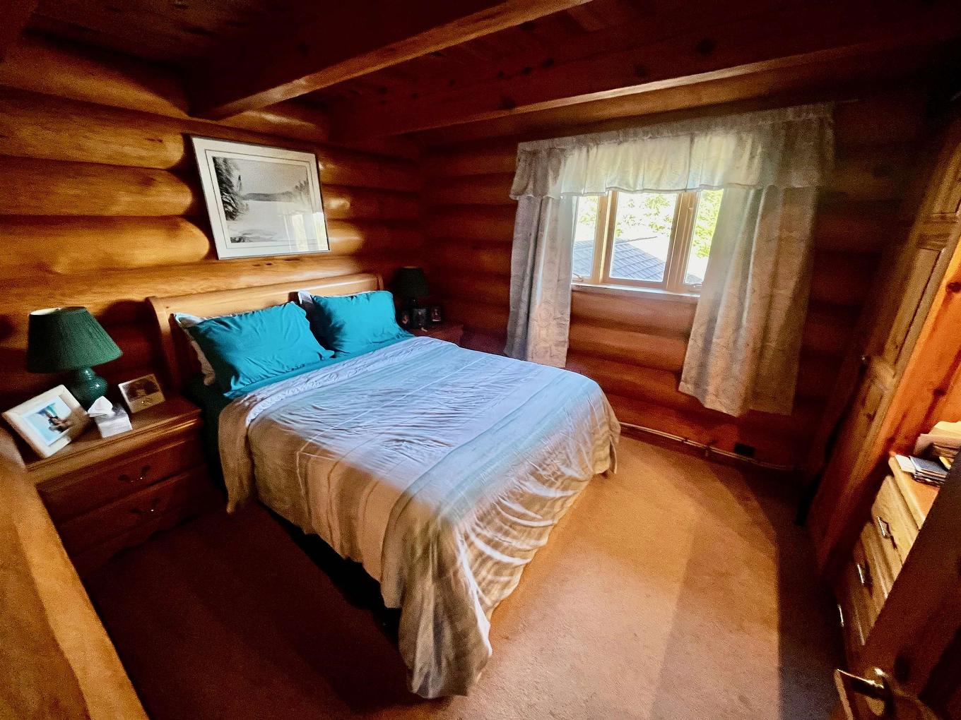 377 Crawford Drive, Dryden, ON - Indoor Photo Showing Bedroom