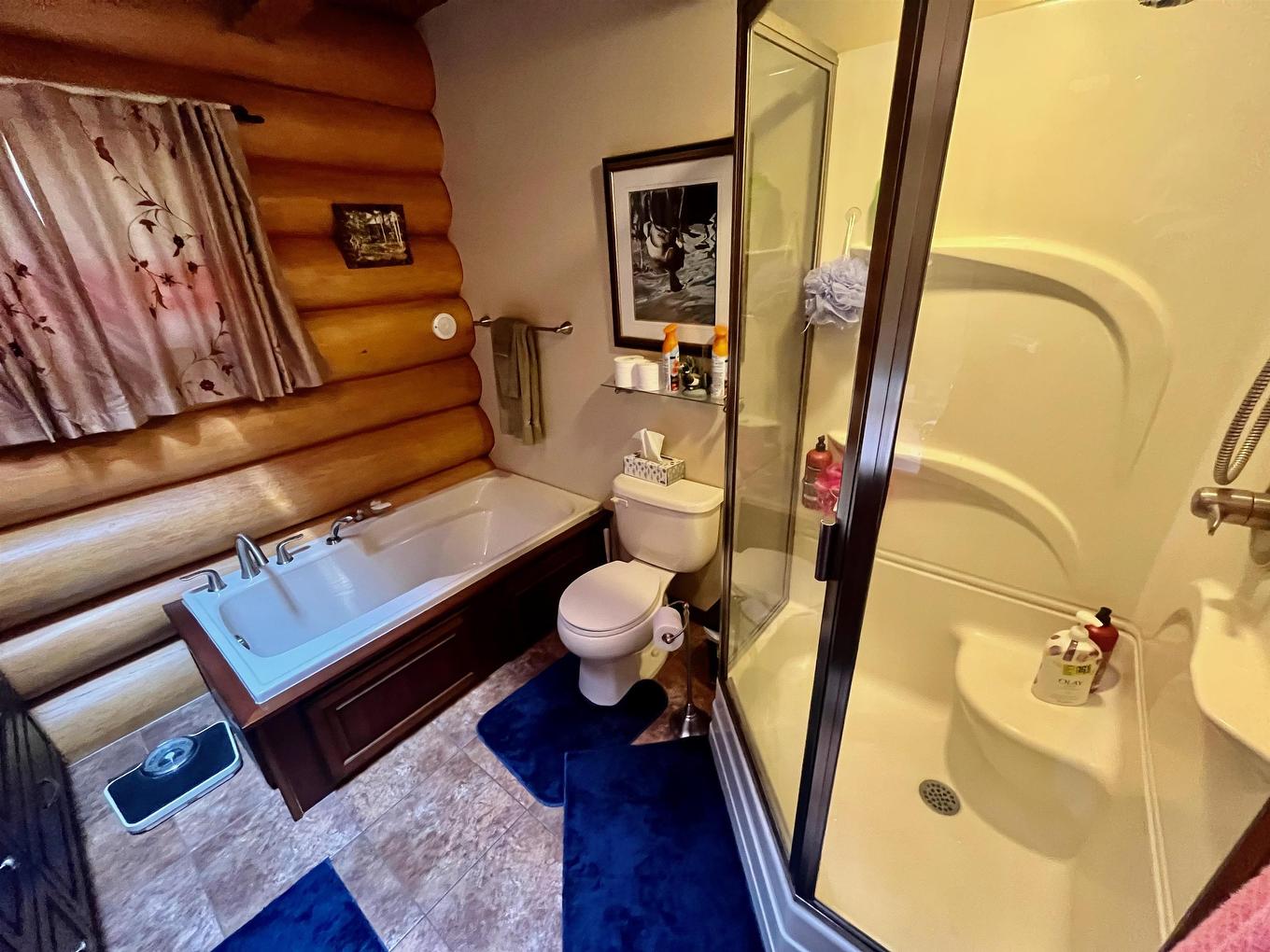 377 Crawford Drive, Dryden, ON - Indoor Photo Showing Bathroom