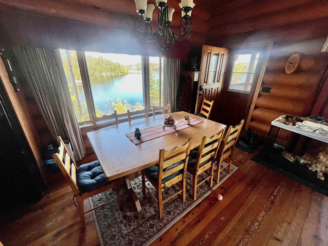 377 Crawford Drive, Dryden, ON - Indoor Photo Showing Dining Room