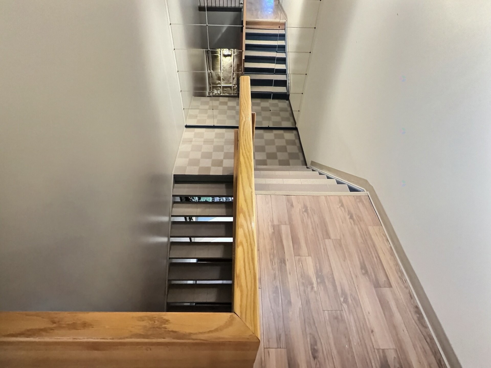 Staircase - 220-883 3E Avenue, Val-D'Or, QC - Indoor Photo Showing Other Room