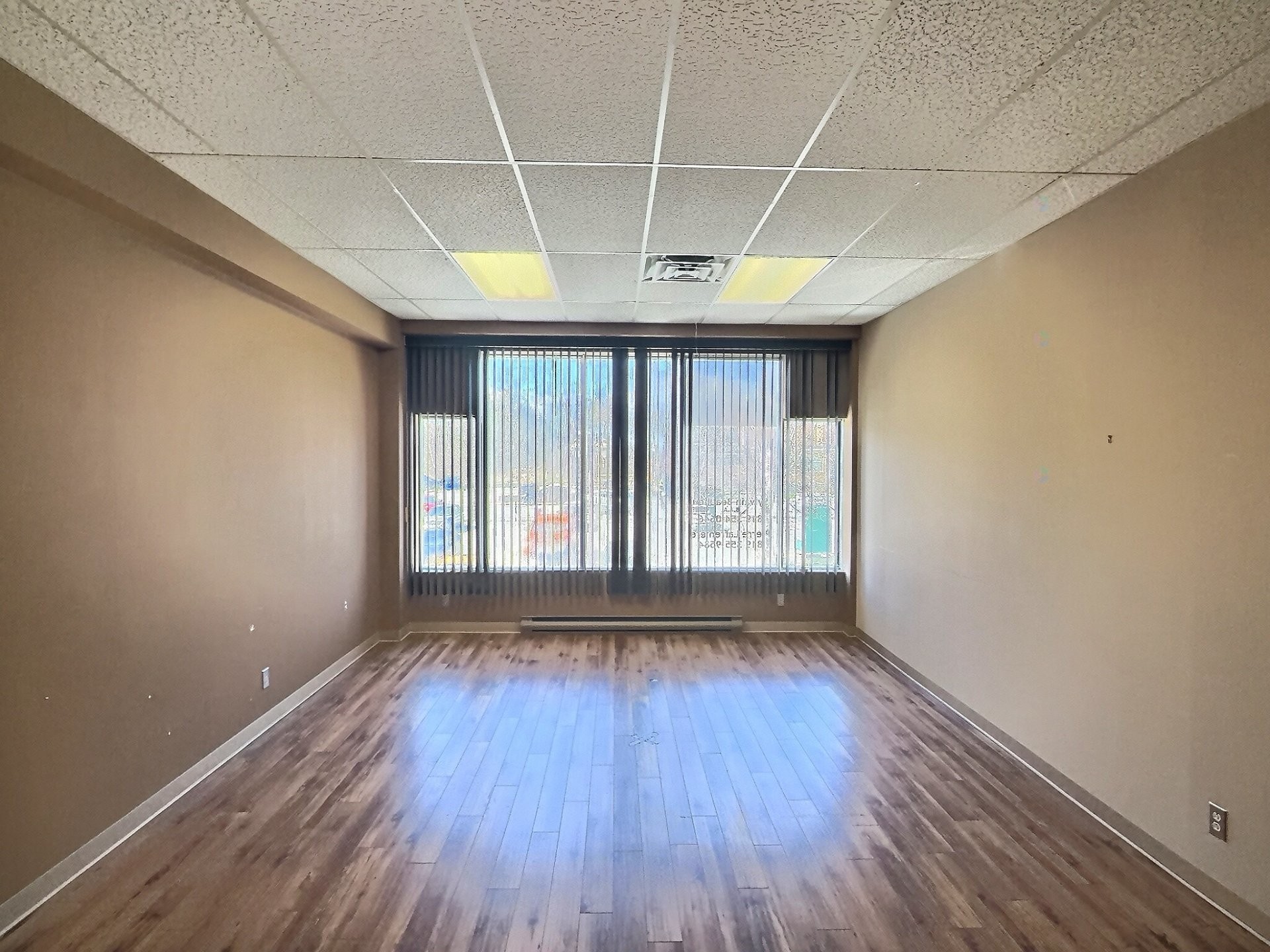 Room - 220-883 3E Avenue, Val-D'Or, QC - Indoor Photo Showing Other Room