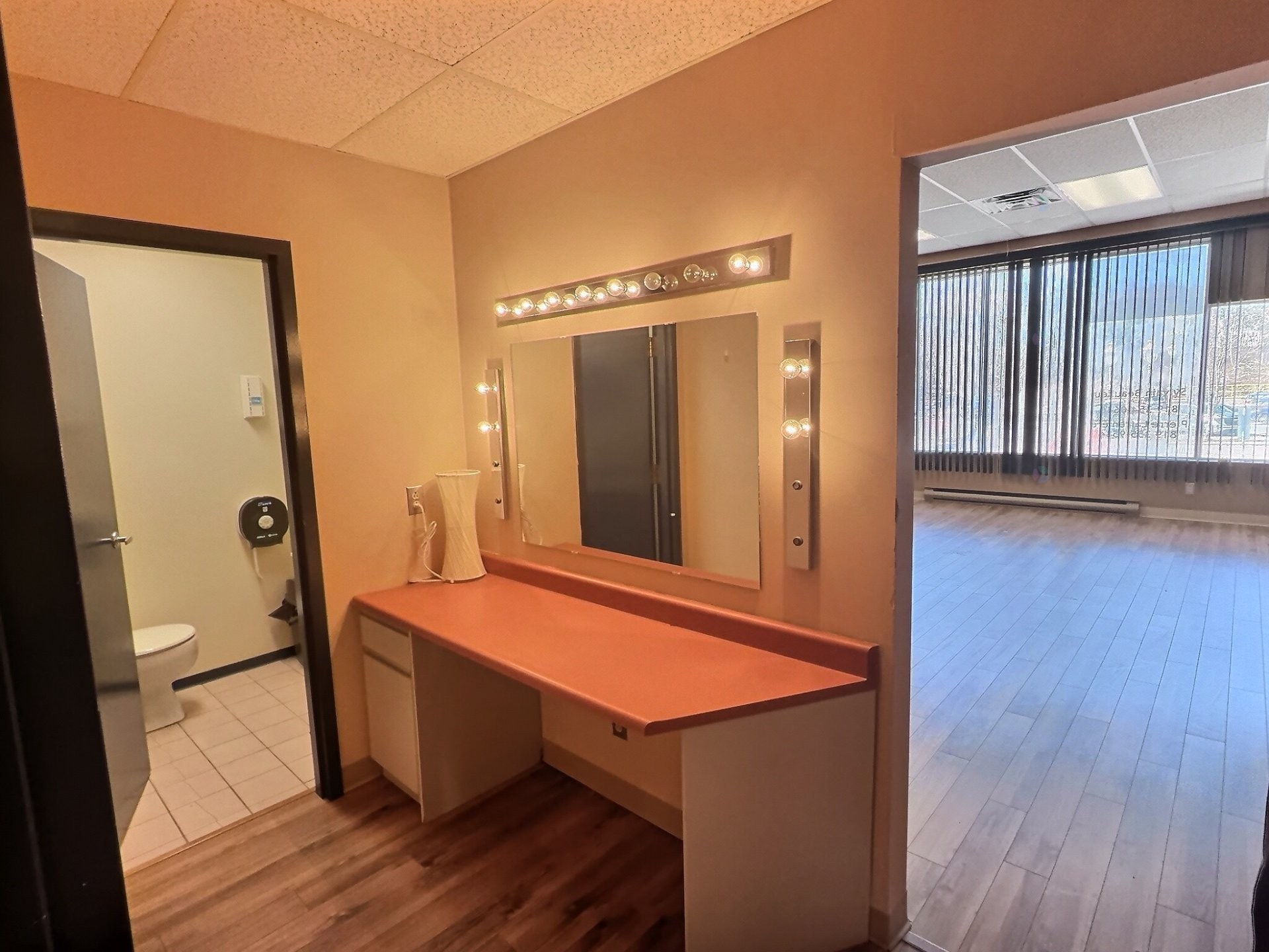 Powder room - 220-883 3E Avenue, Val-D'Or, QC - Indoor Photo Showing Other Room