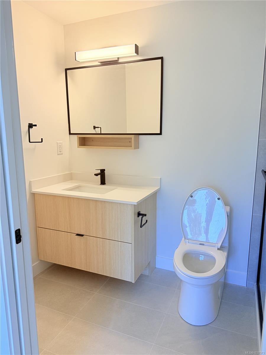 329-2629 Millstream Rd, Langford, BC - Indoor Photo Showing Bathroom