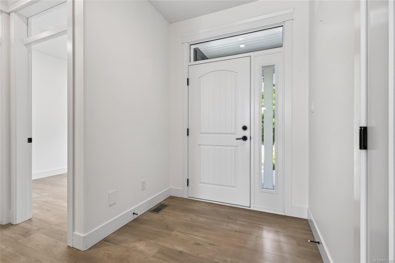 B-992 Erickson Rd, Campbell River, BC - Indoor Photo Showing Other Room