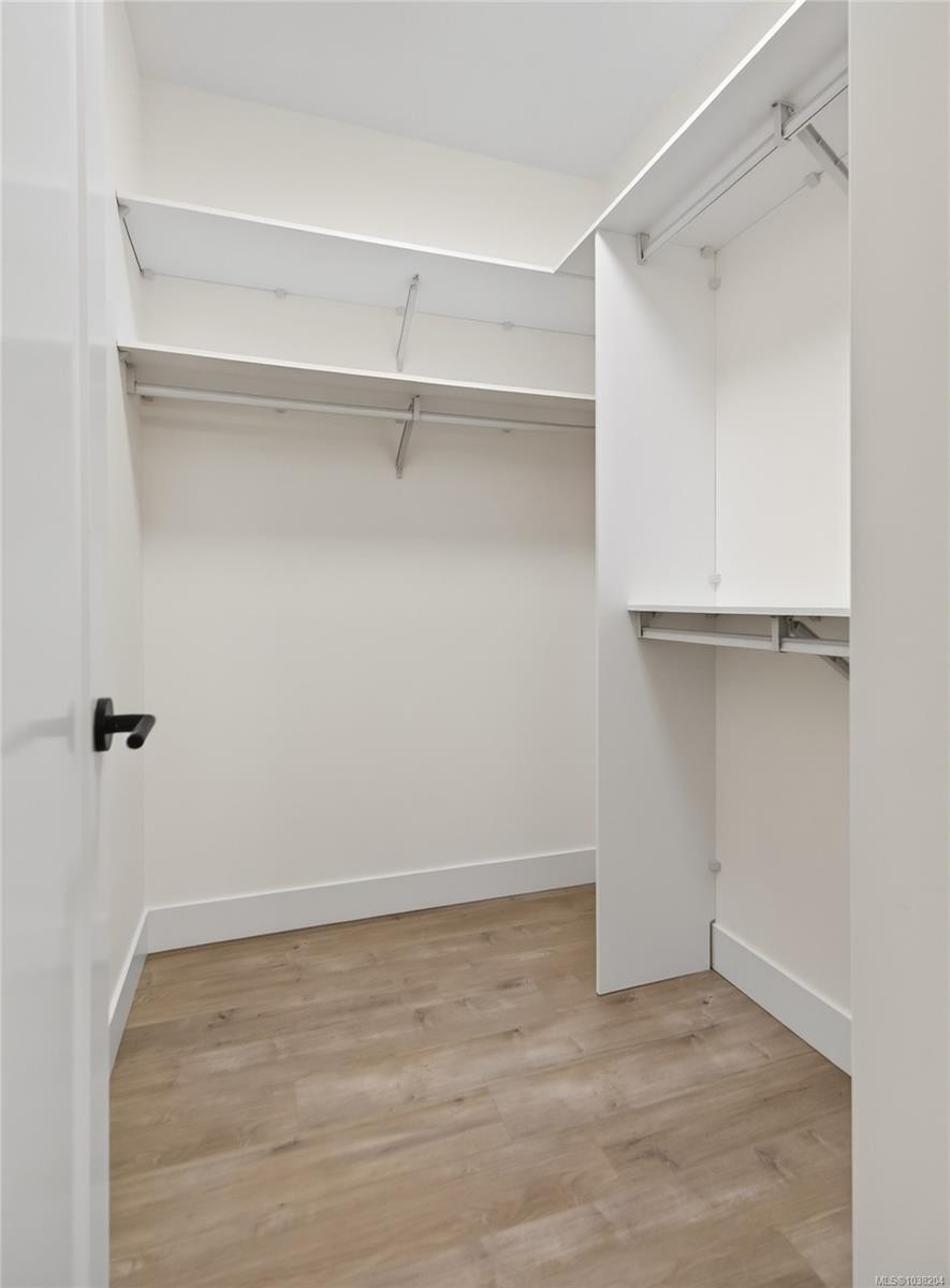 B-992 Erickson Rd, Campbell River, BC - Indoor With Storage