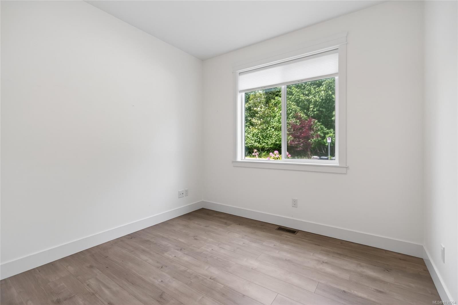 B-992 Erickson Rd, Campbell River, BC - Indoor Photo Showing Other Room