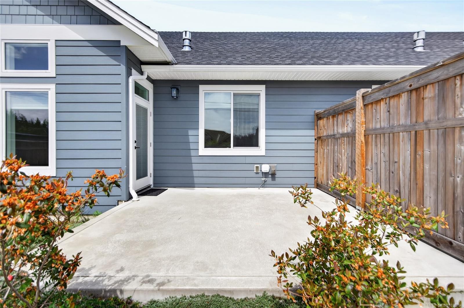 B-992 Erickson Rd, Campbell River, BC - Outdoor With Exterior